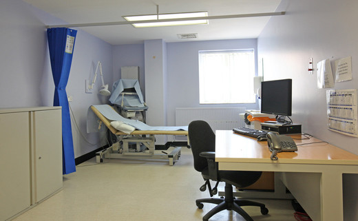 Examination room 01 DG 05