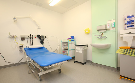 Treatment room OPD 055