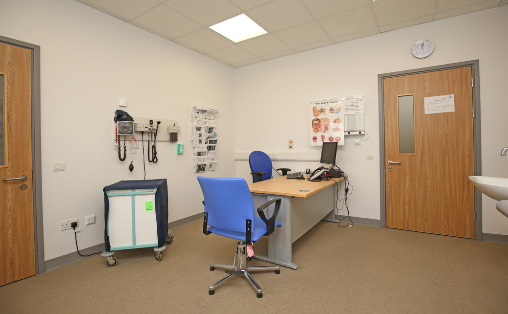 Consulting room OPD 076 NHS Open Space