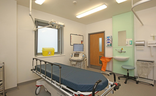 Treatment room OPD 012
